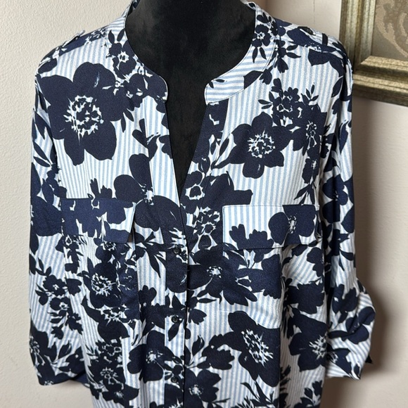 Calvin Klein striped floral print buttoned down long sleeves lightweight too 3X - Picture 2 of 7